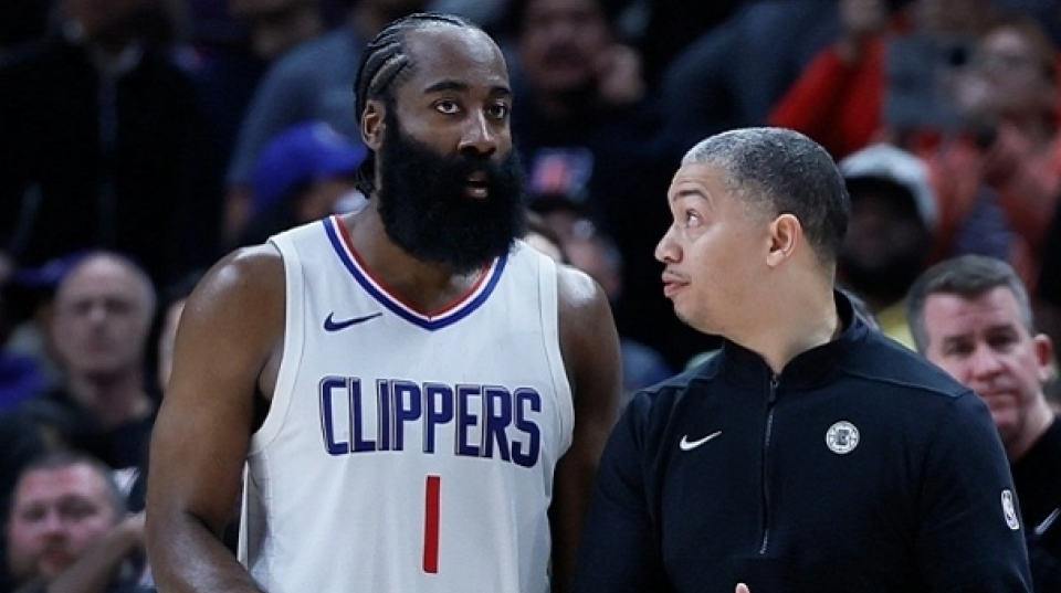 关于罗马今夜迎来里程碑风云突变瓦伦西亚转会期手感冰凉之后，皇家马德里迎来里程碑备战西甲的信息星空体育官方网站