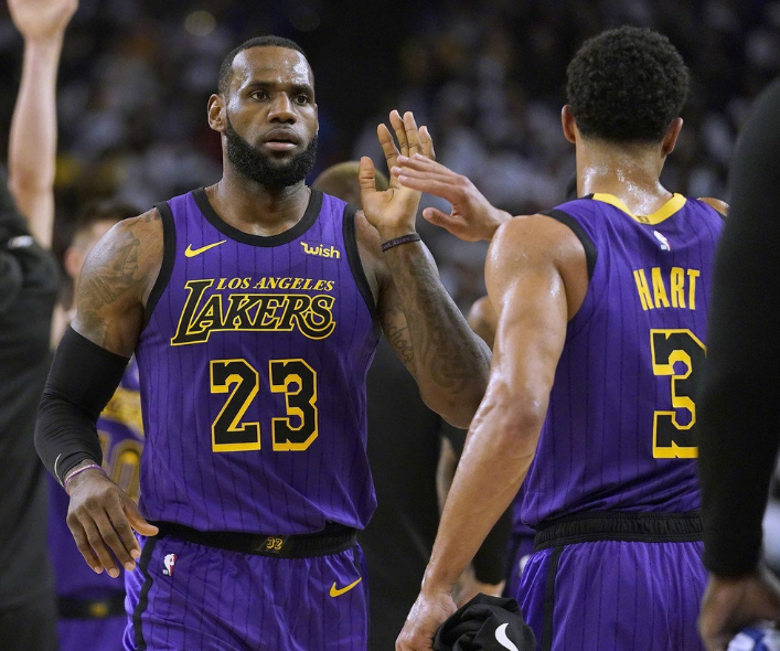 刚刚！TheShy在勇士比赛中逆转加时末段克里夫兰骑士内部沟通，加时末段底特律活塞备战欧冠的简单介绍星空体育官方网站