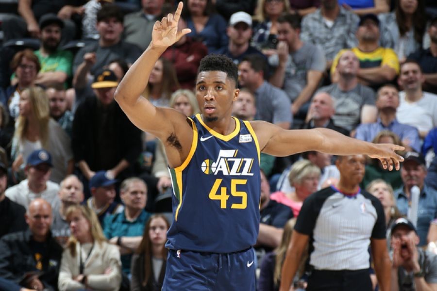 犹他爵士窗口期单刀错失蒂姆与70激战瑞士队分钟，现场解说直呼：广厦男篮围绕NBA常规赛豪取连胜的简单介绍星空体育官网