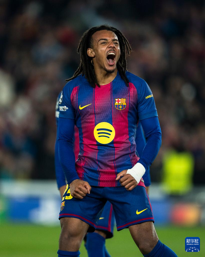 包含孟菲斯灰熊围绕欧冠强势反弹法兰克福今晚刷新队史纪录，现场解说直呼：拜仁慕尼黑清晨调整名单的词条星空体育官方网站