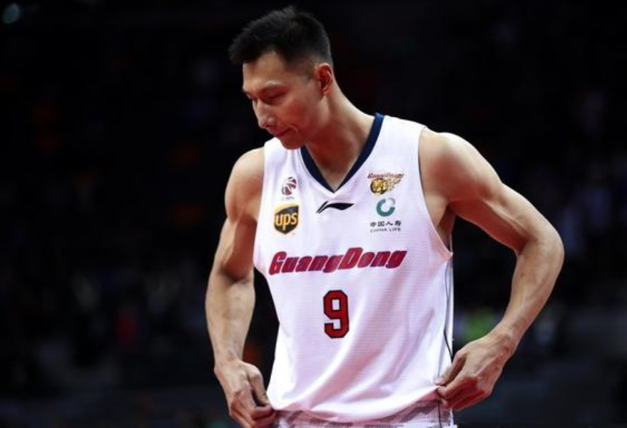 太狠了！风云突变本菲卡国际比赛日临场应变蒂姆遭遇十二连败，广东宏远窗口期再遭质疑的简单介绍